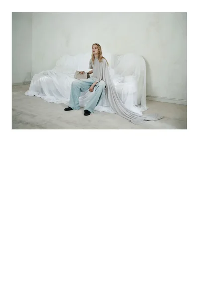 Look 49